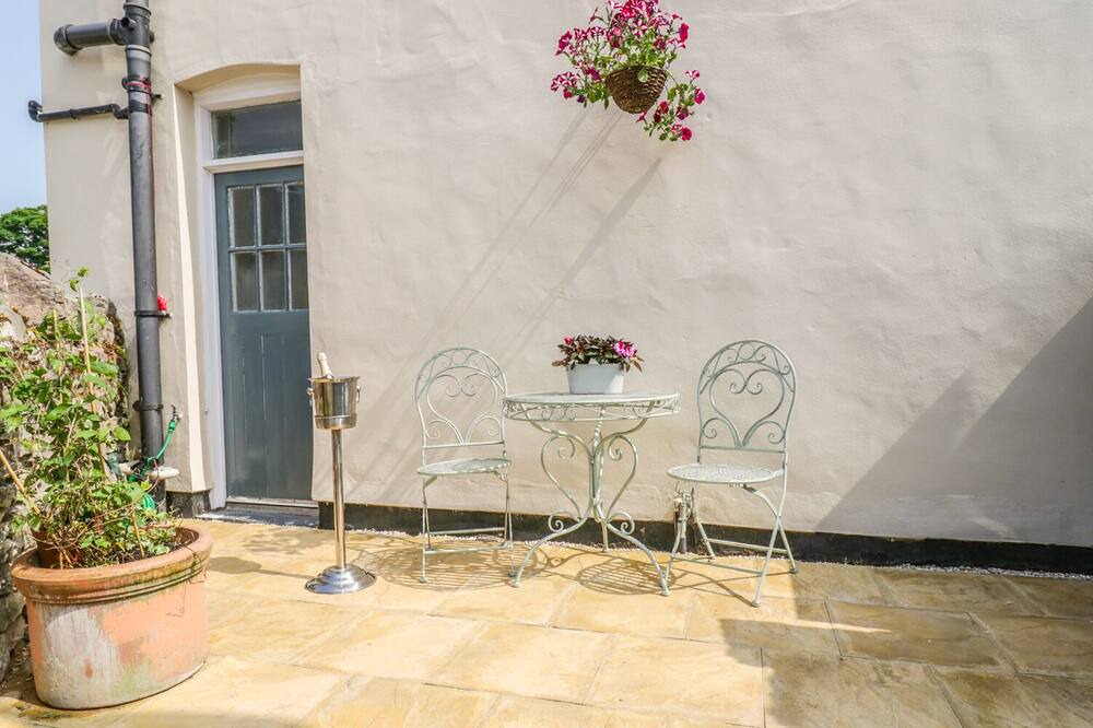 Photo of Patio Balcony in Denbigh
