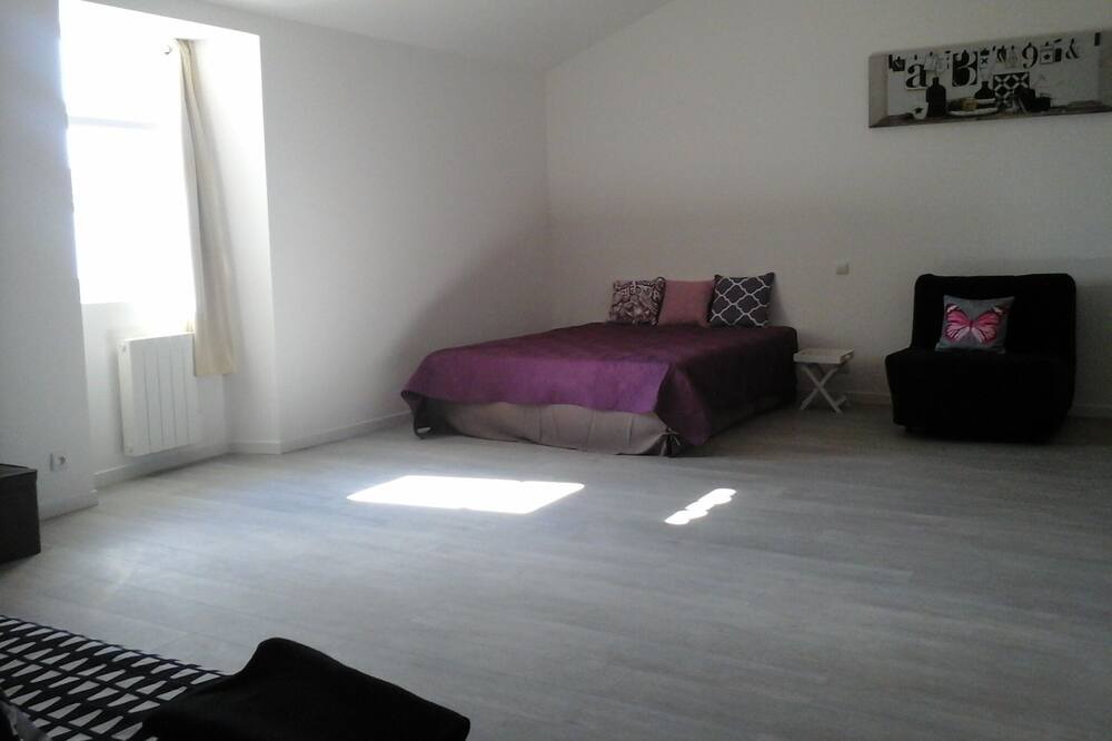 Photo of Bedroom in Saint-Martin-des-Tilleuls