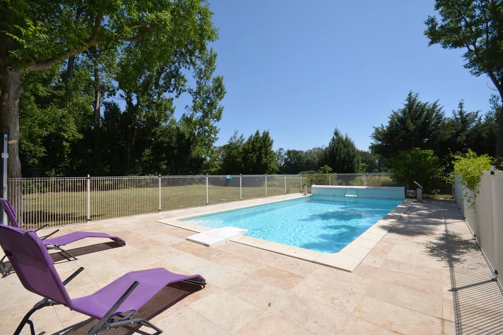 Photo of Outdoor in Avignon