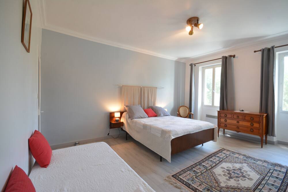 Photo of Bedroom in Avignon