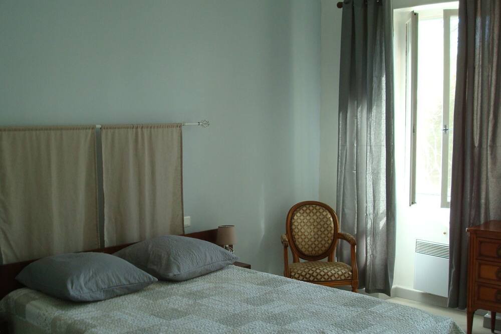 Photo of Bedroom in Avignon