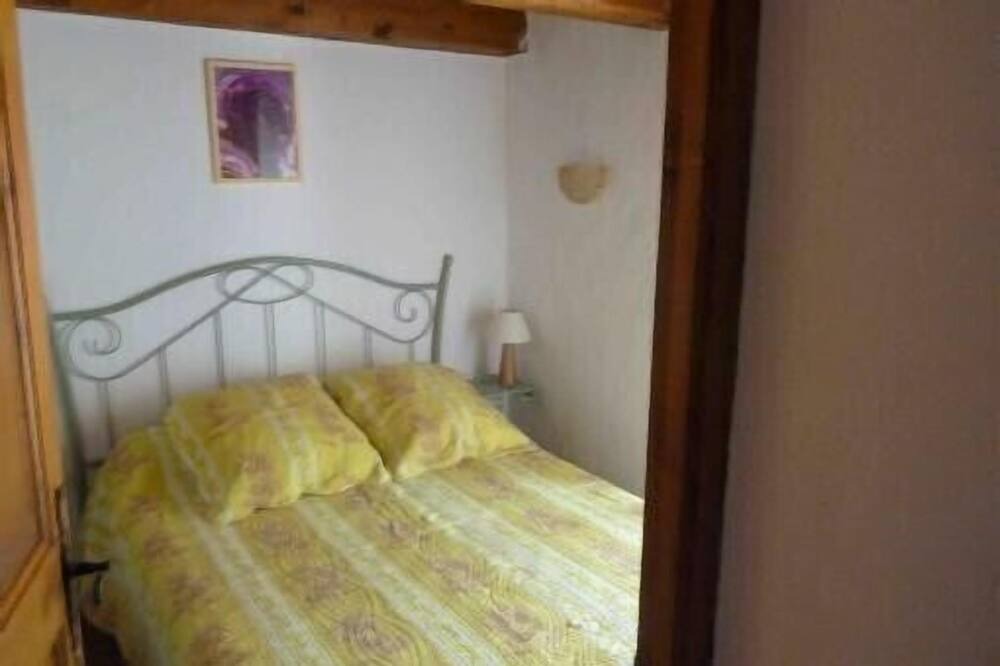 Photo of Bedroom in Meyrueis