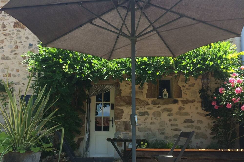 Photo of Outdoor in Le Lindois