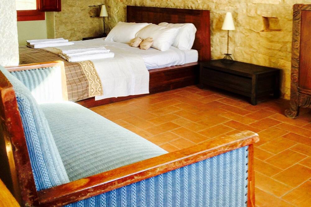Photo of Bedroom in Rocallaura