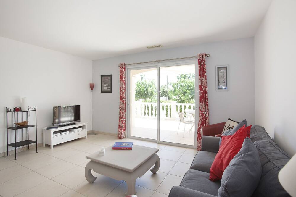 Photo of Livingroom in Cebazan