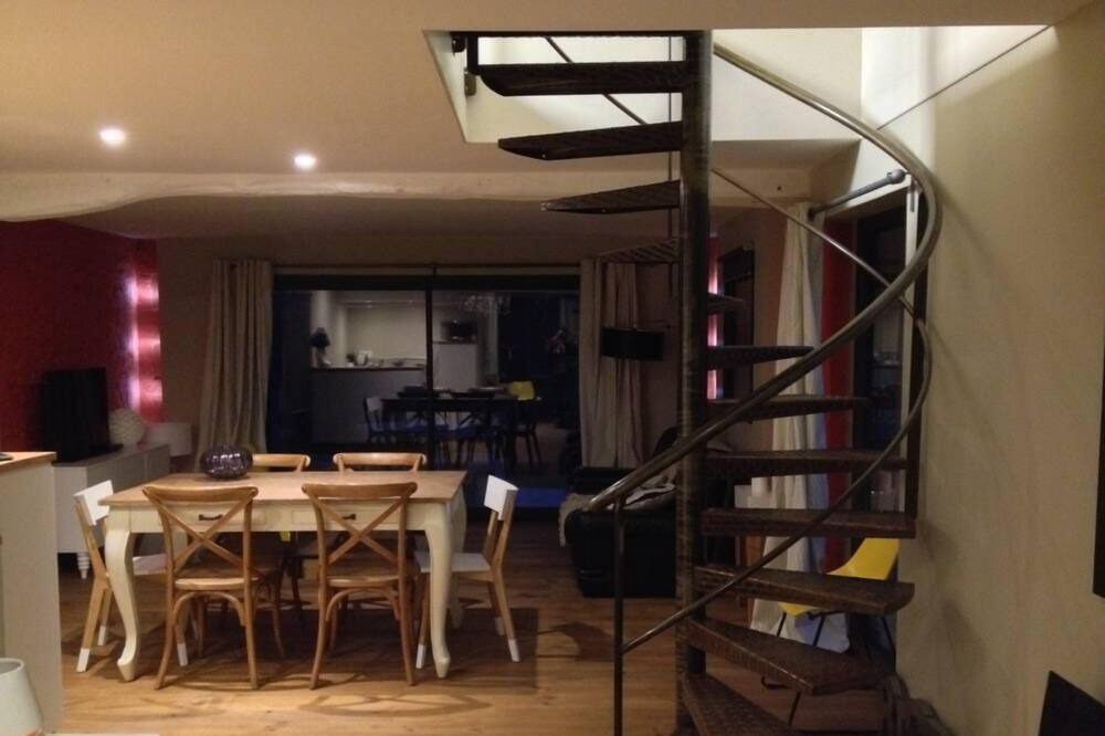 Photo of Livingroom in Ganzeville