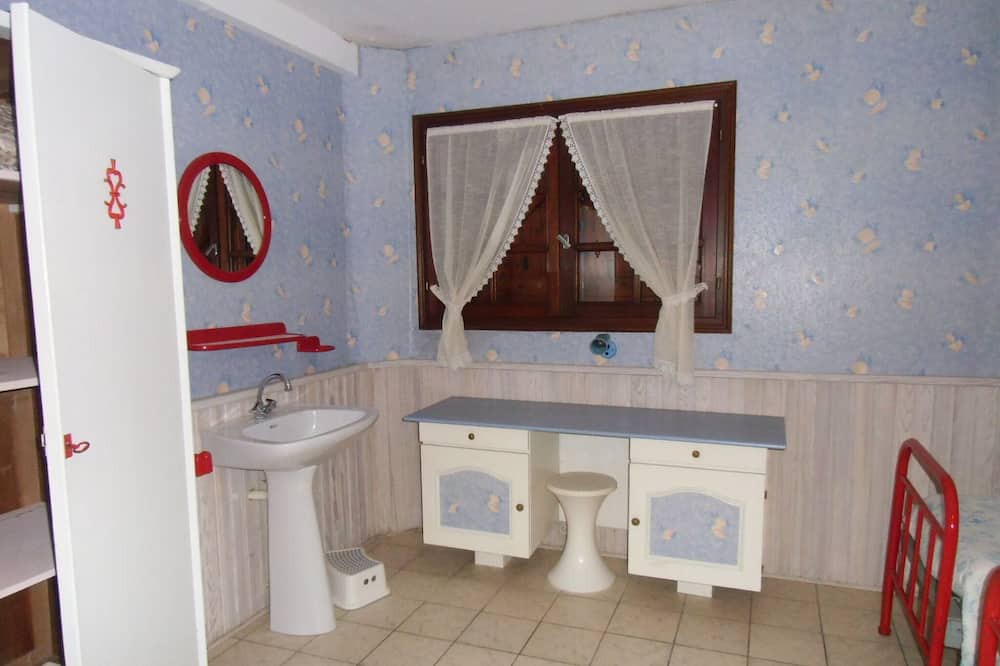Photo of Bathroom in Le Canon