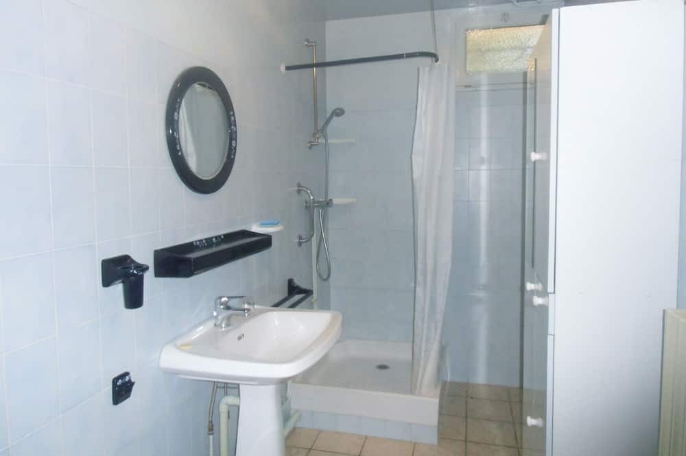 Photo of Bathroom in Le Canon