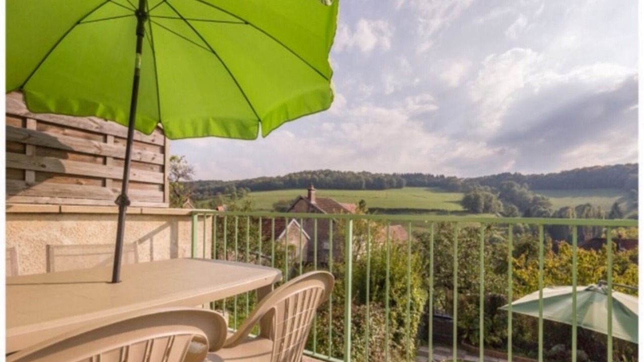 Photo of Patio Balcony in Trouhaut