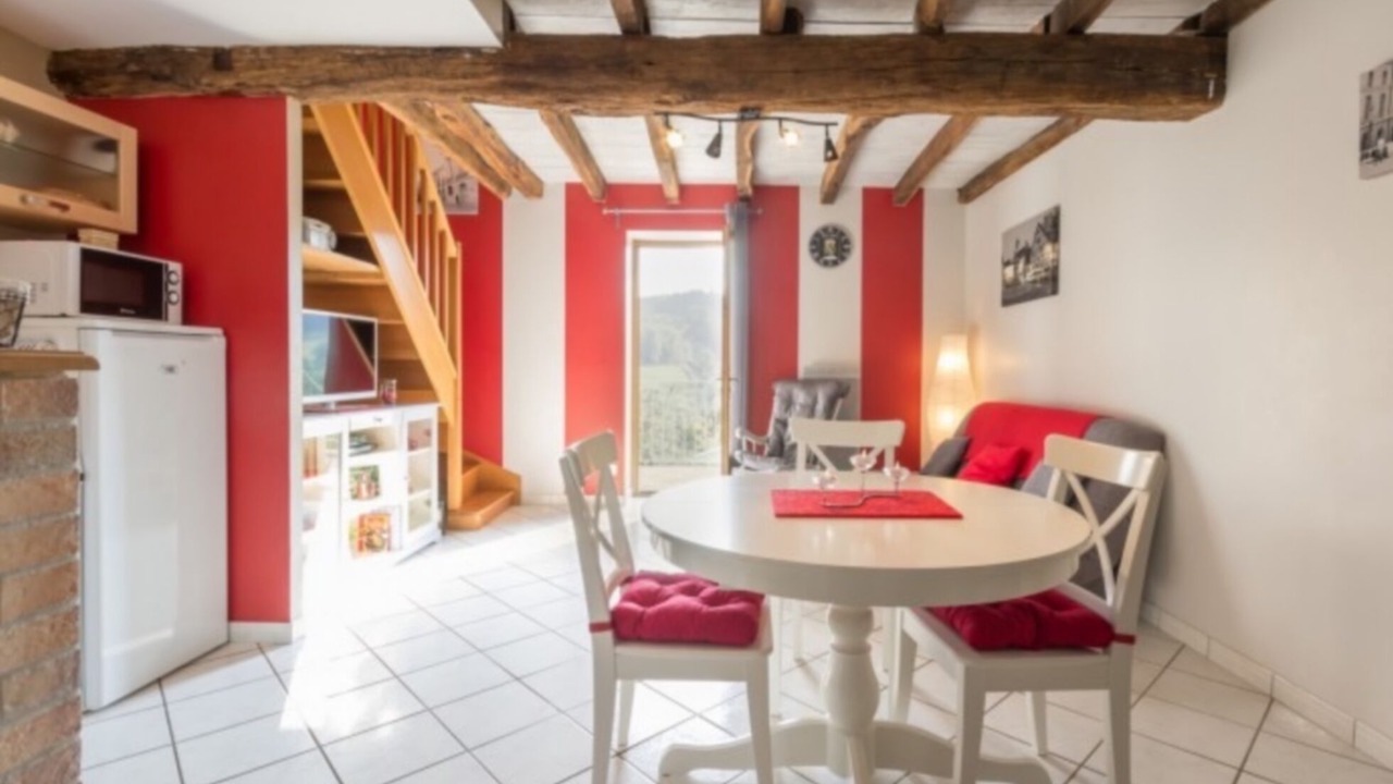 Photo of Others in Trouhaut