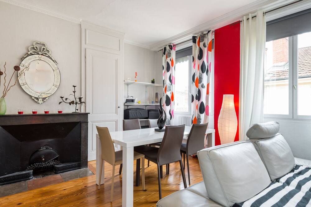 Photo of Livingroom in Old Lyon