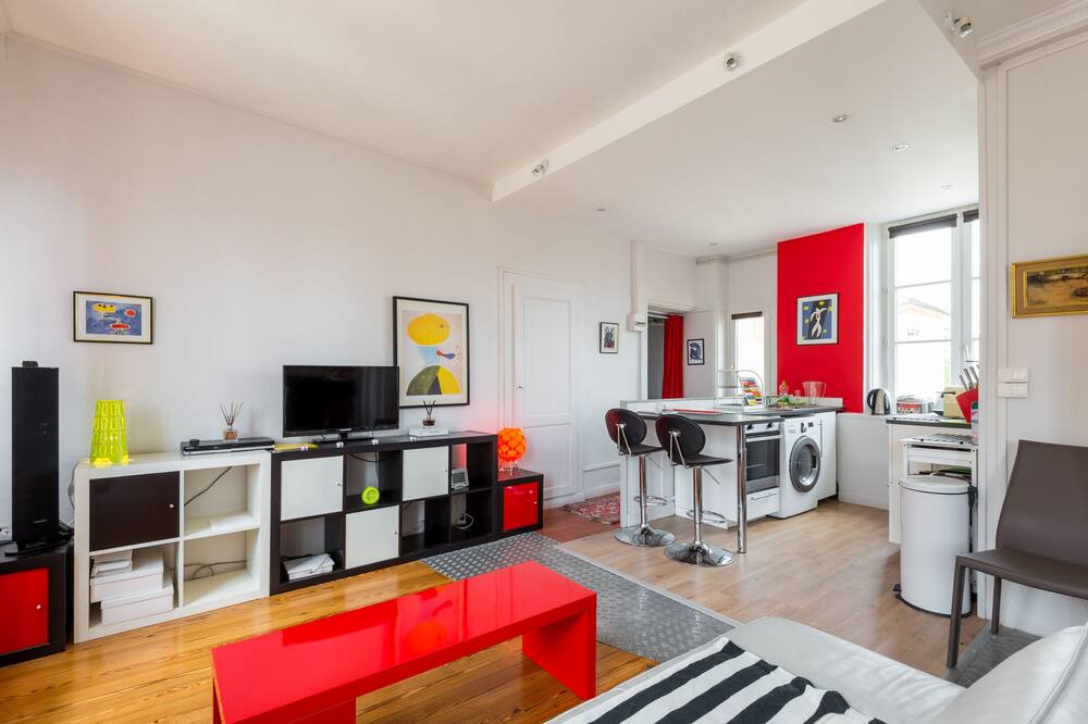 Photo of Others in Old Lyon