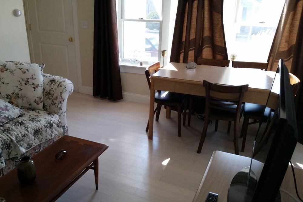 Photo of Livingroom in West Hyannisport