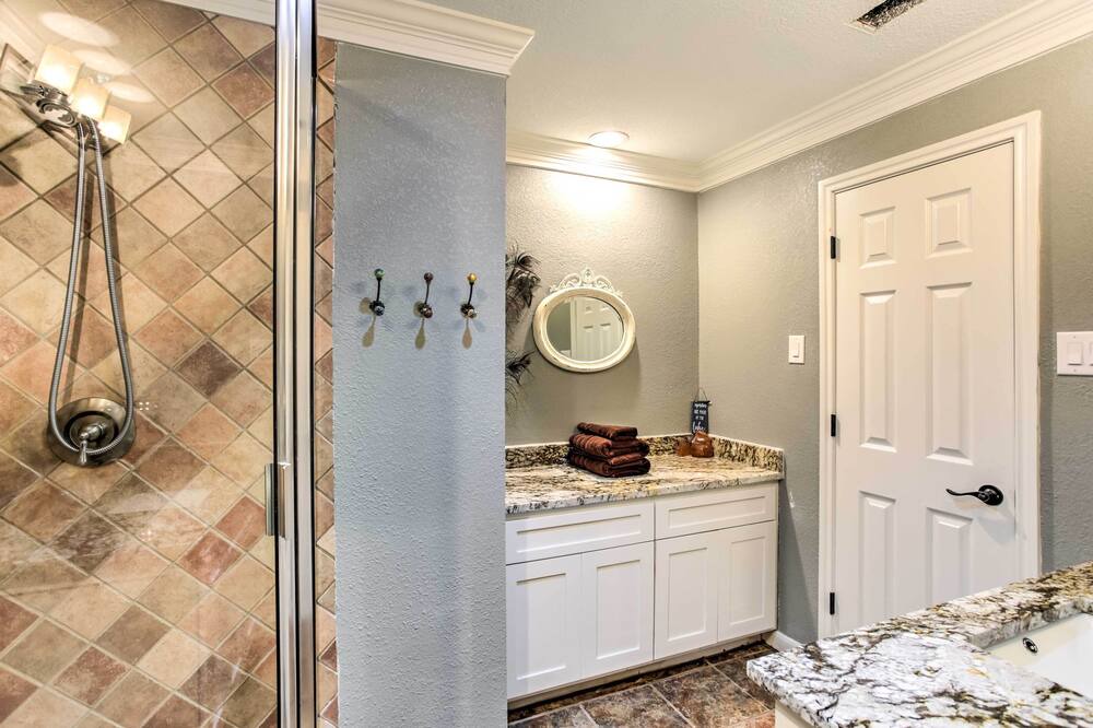 Photo of Bathroom in Star Harbor