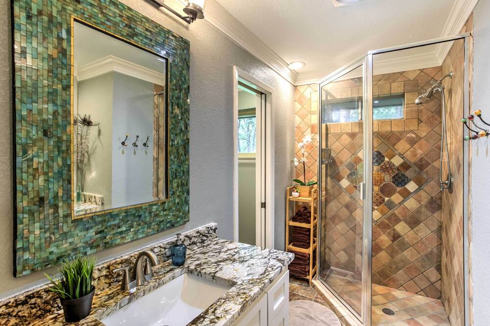 Photo of Bathroom in Star Harbor