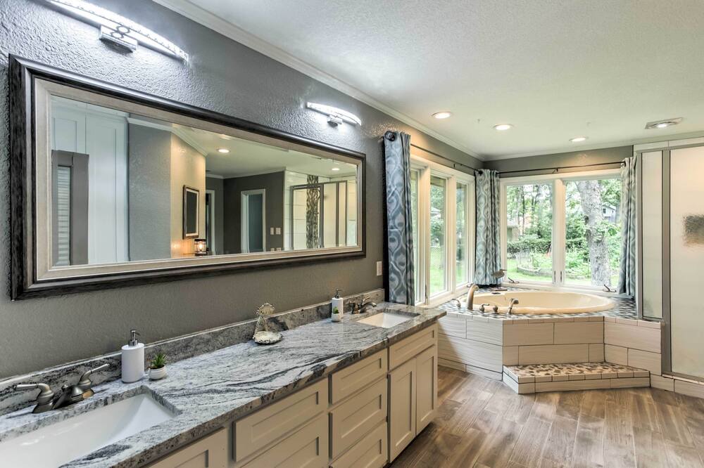Photo of Bathroom in Star Harbor