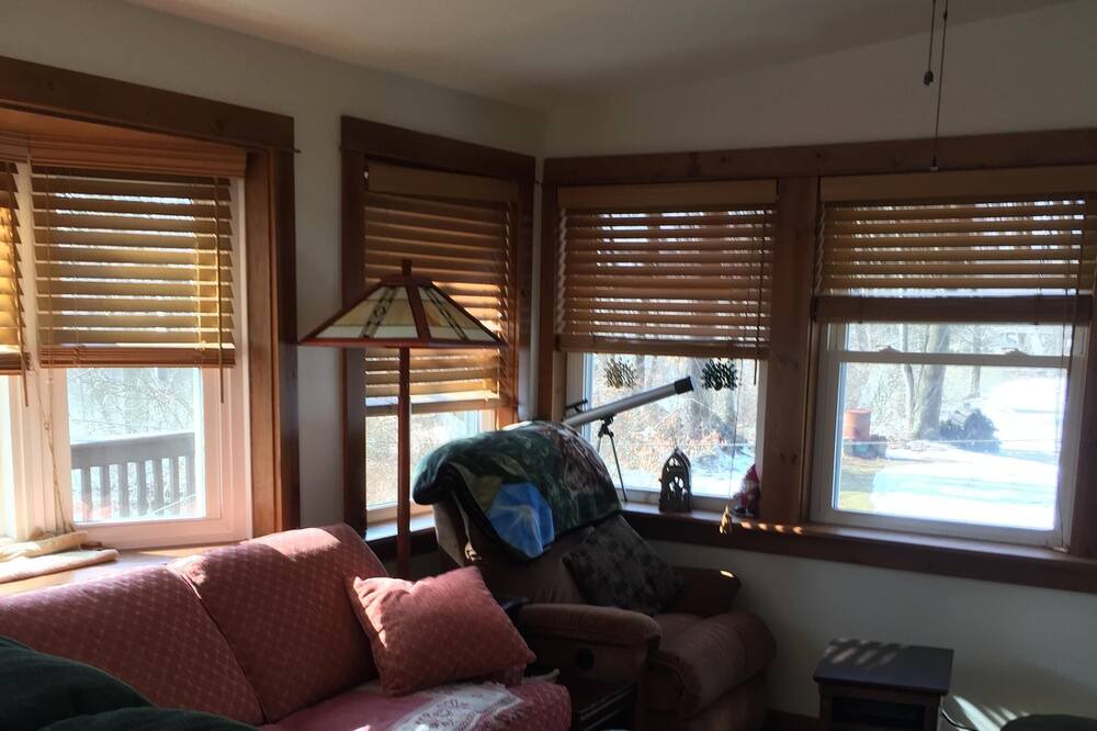 Photo of Livingroom in Mill Hall
