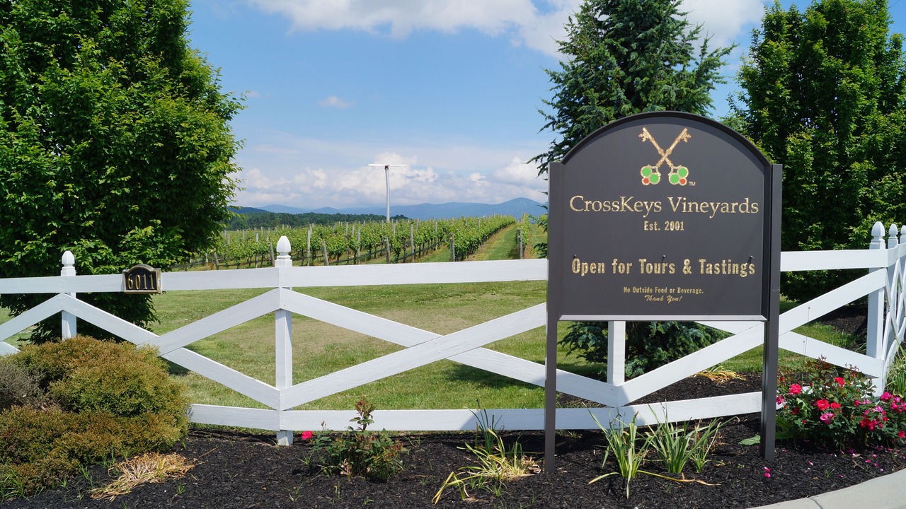 Photo of Outdoor in Grottoes