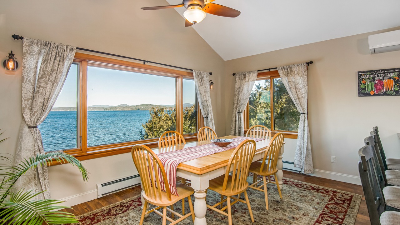 Photo of Others in Malletts Bay