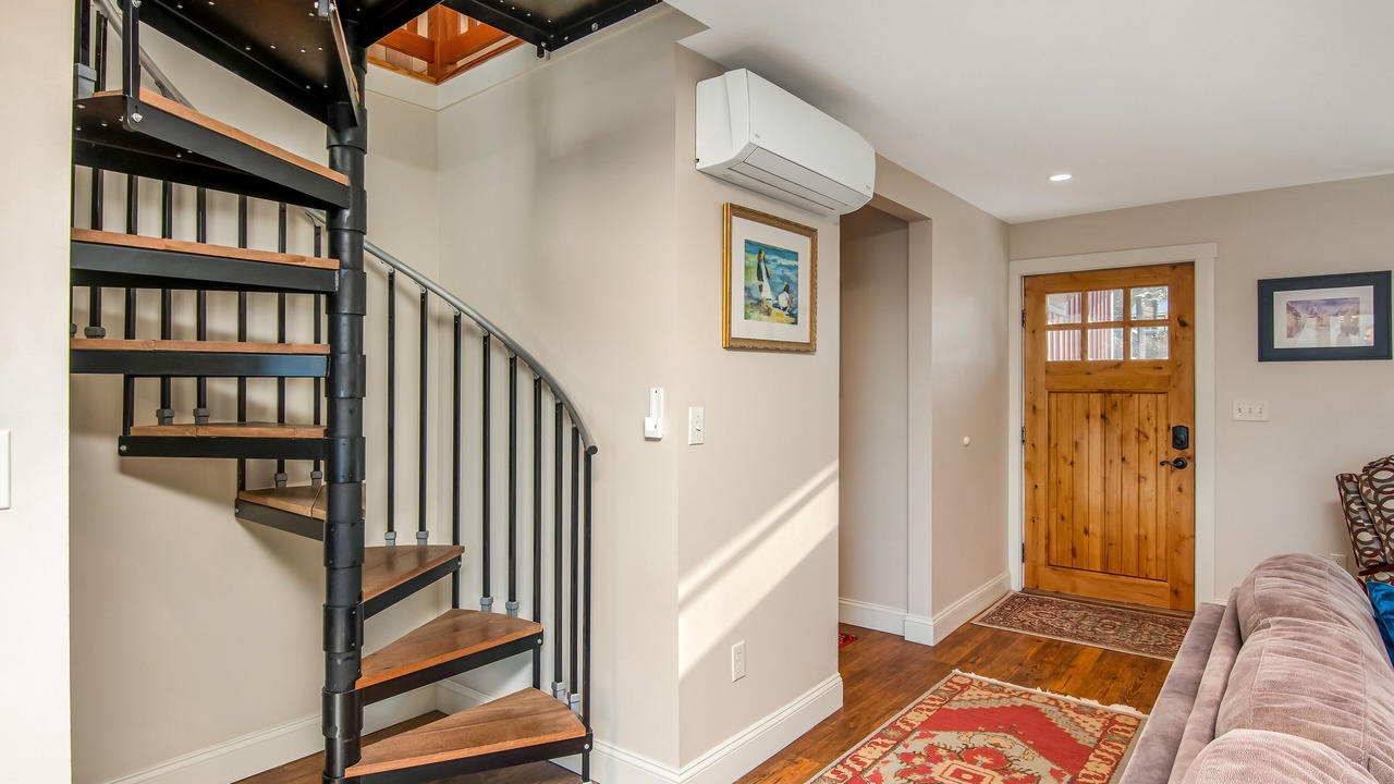 Photo of Others in Malletts Bay