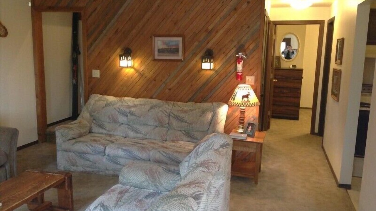 Photo of Livingroom in Stambaugh