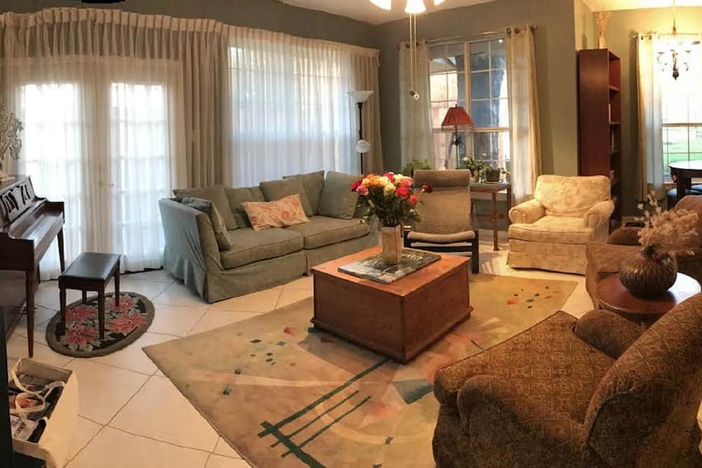 Photo of Bedroom in McKinney