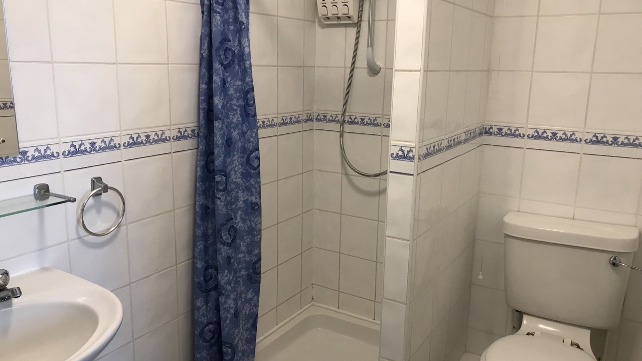 Photo of Bathroom in Handsacre