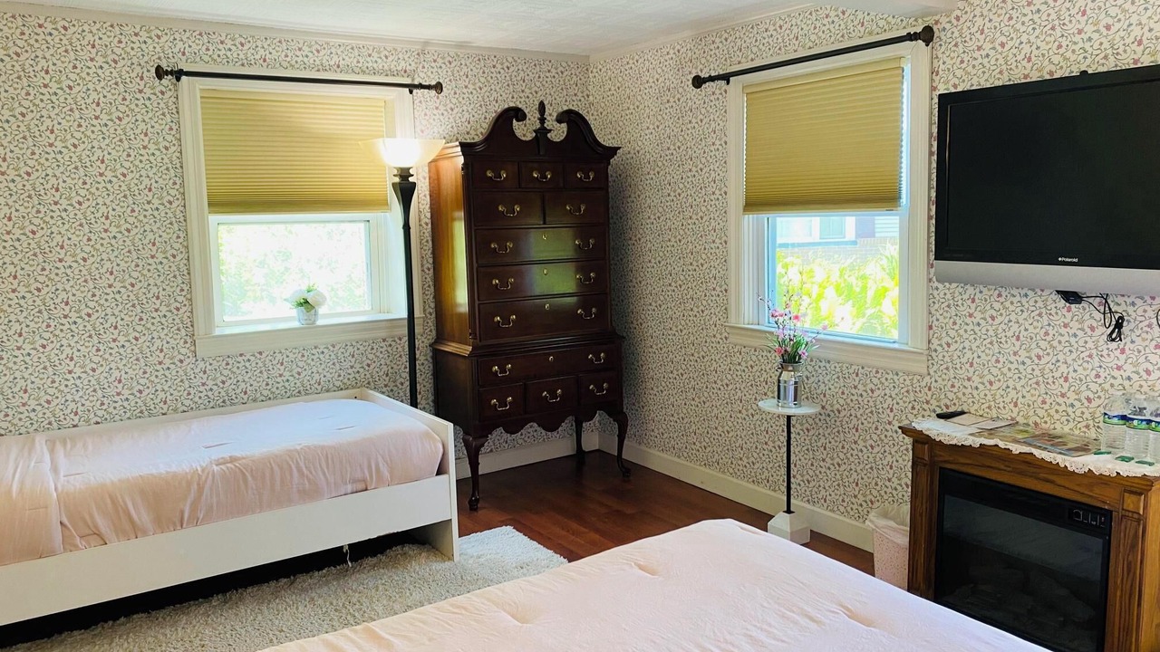 Photo of Bedroom in Bird In Hand