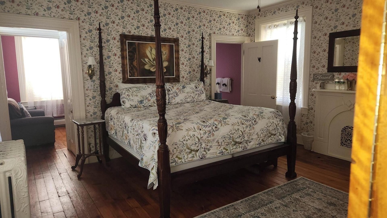 Photo of Bedroom in Bird In Hand