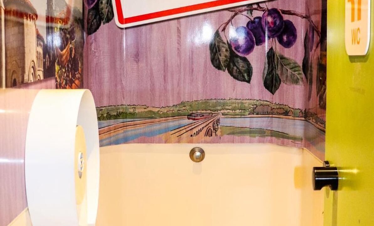 Photo of Bathroom in Le Passage