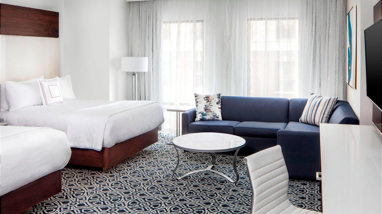 Photo of Livingroom in Downtown