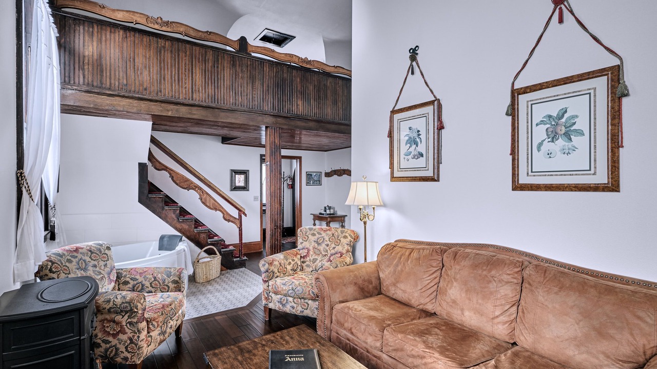 Photo of Others in Leavenworth