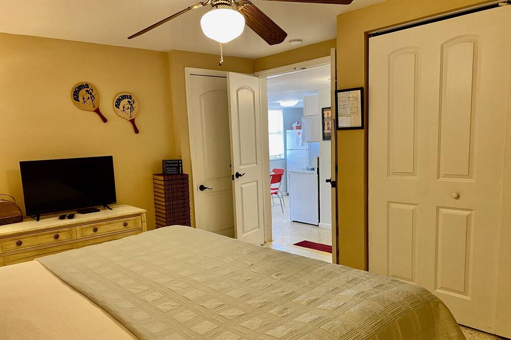 Photo of Bedroom in Downtown Historic District