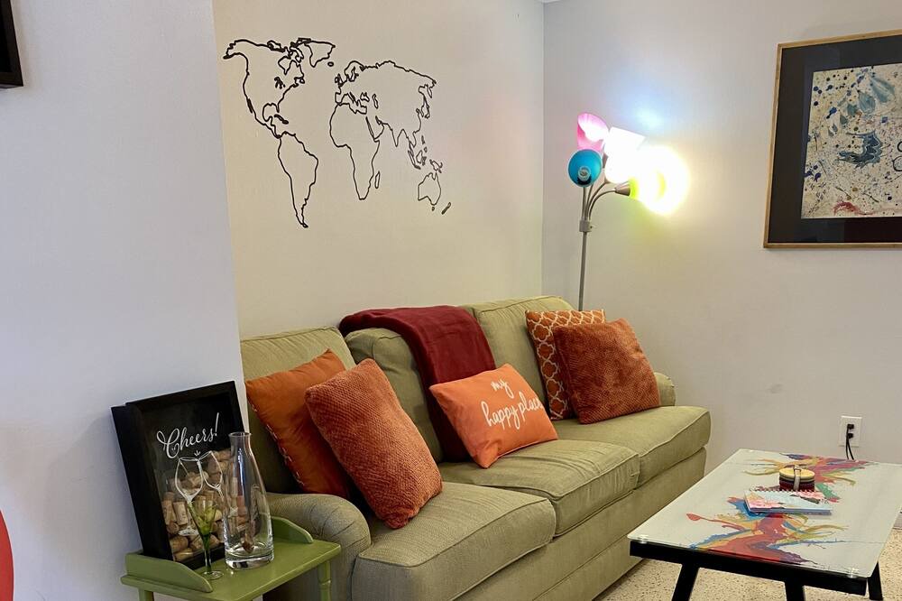 Photo of Livingroom in Downtown Historic District