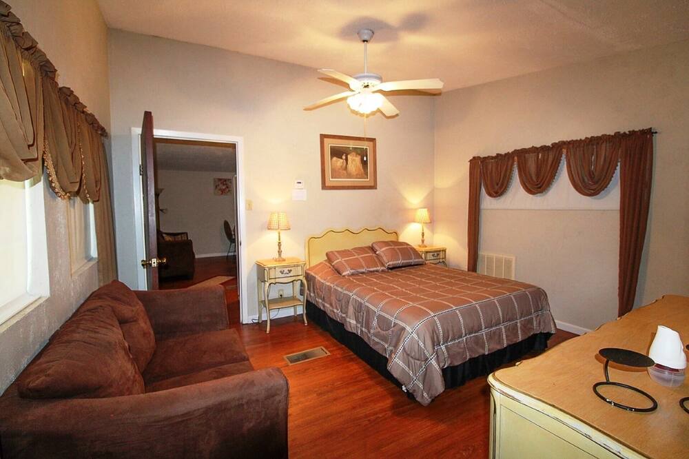 Photo of Bedroom in Negreet