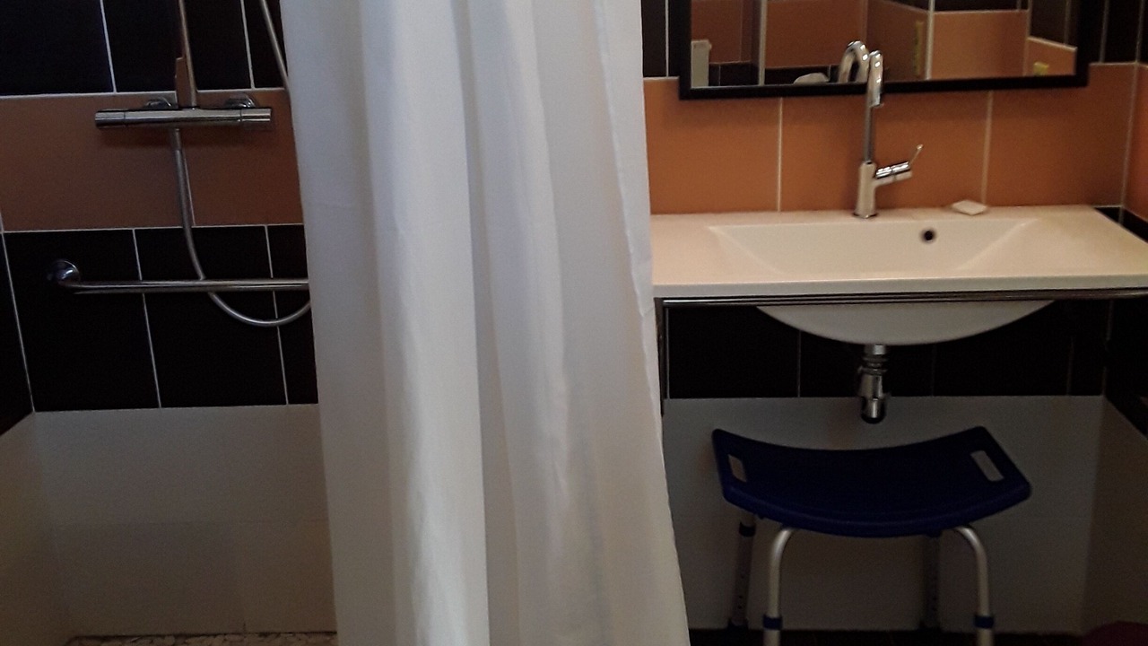 Photo of Bathroom in Montlieu la Garde