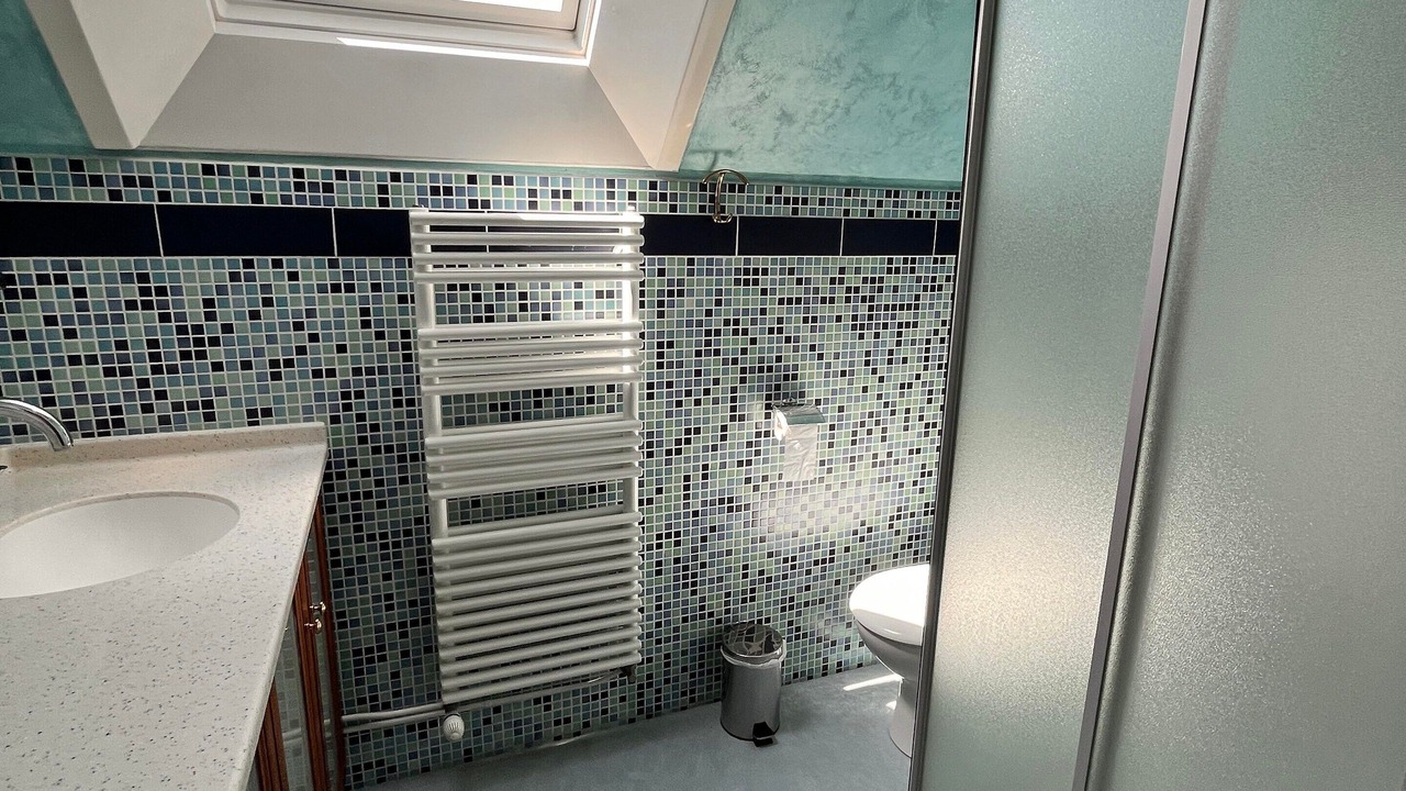 Photo of Bathroom in Merris