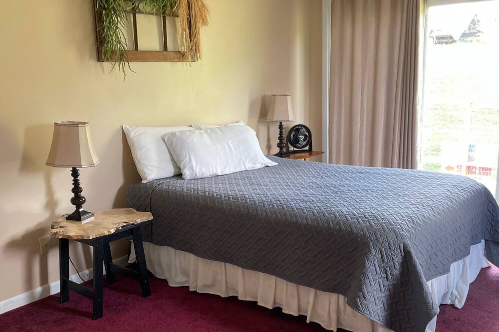 Photo of Bedroom in Bean Station