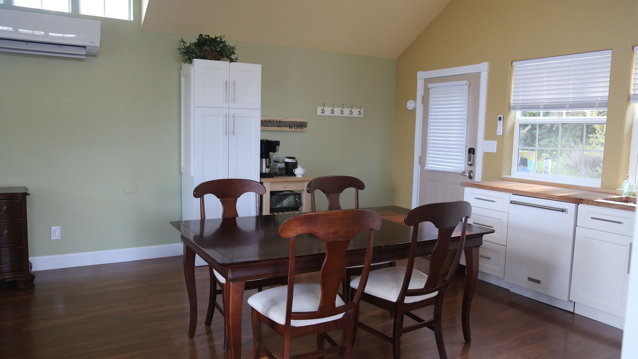 Photo of Others in Olympia