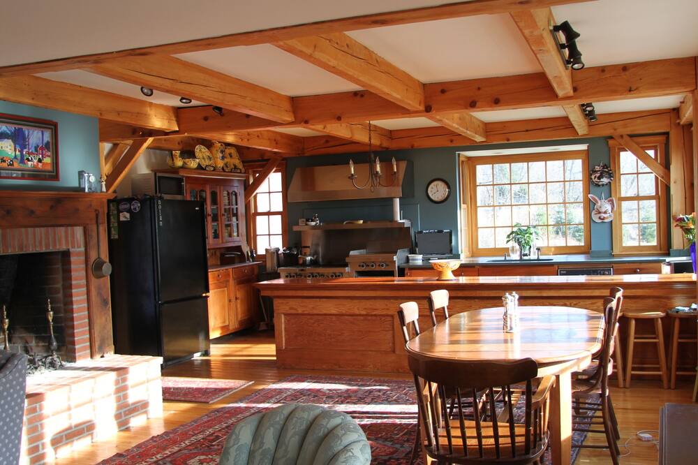 Photo of Livingroom in Pittsford