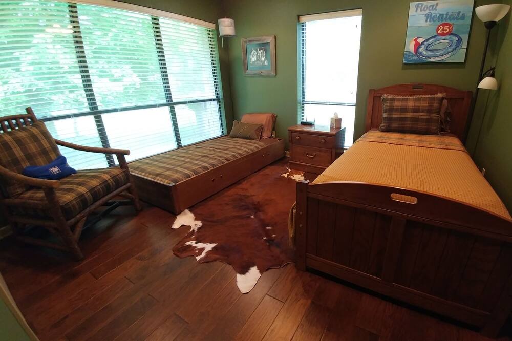 Photo of Bedroom in Hunt