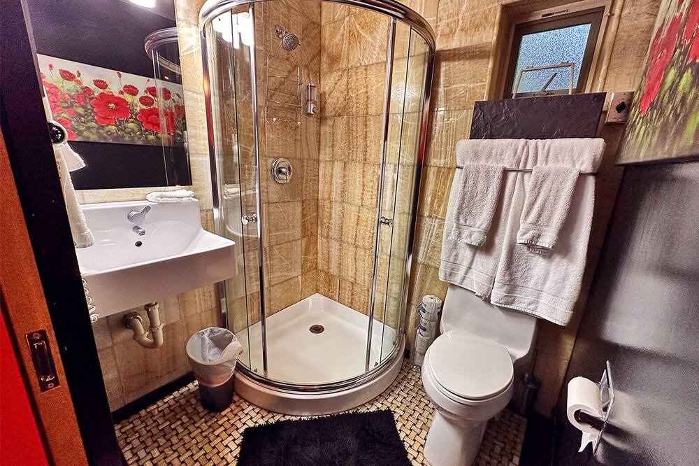 Photo of Bathroom in Lake City