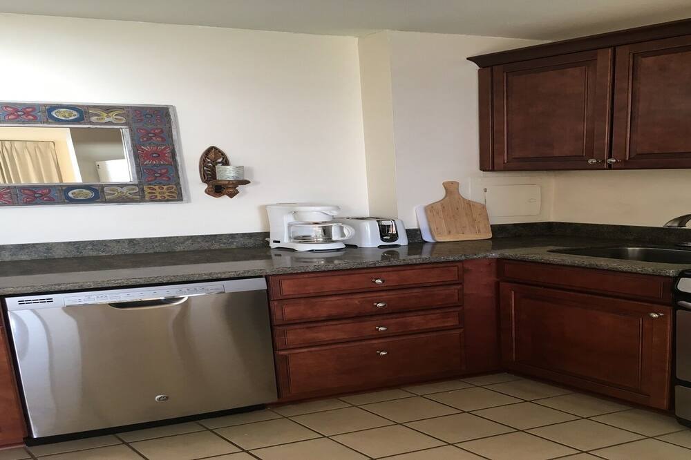 Photo of Kitchen in Napili