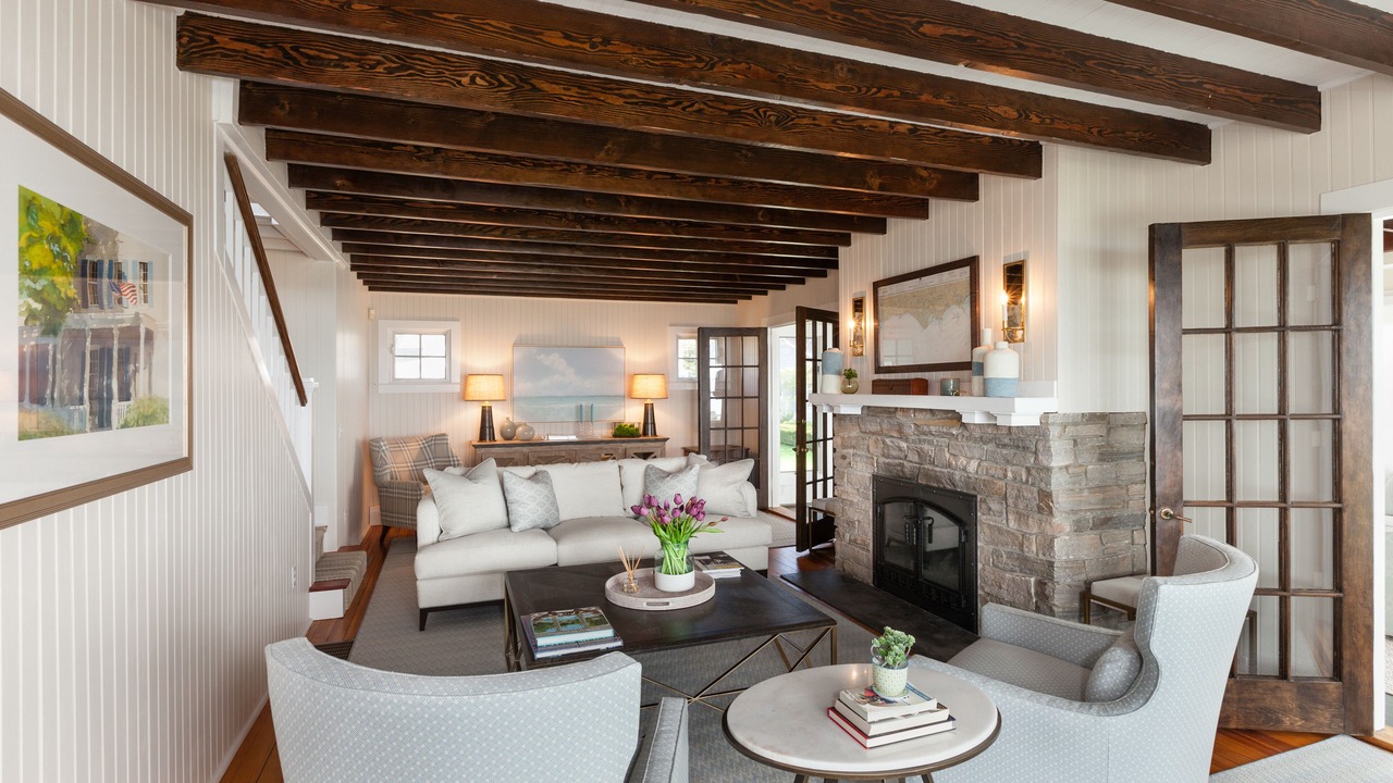 Photo of Livingroom in Madison