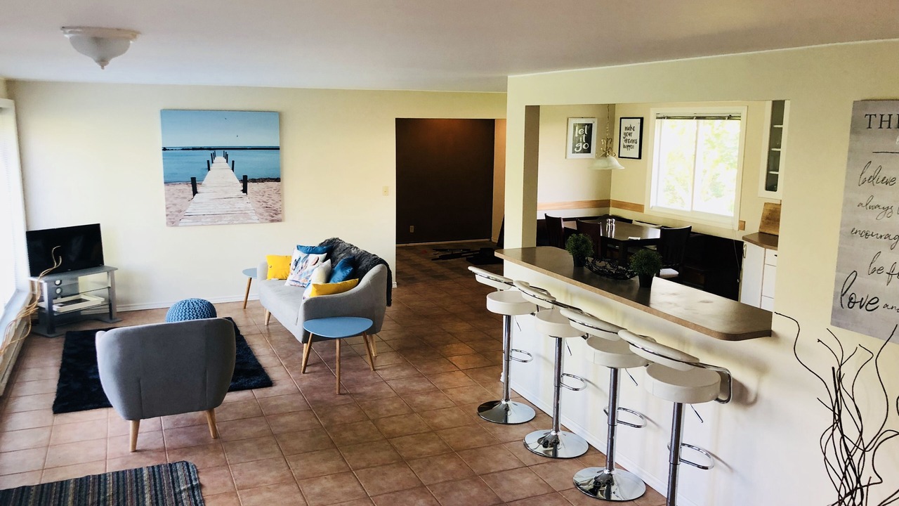 Photo of Livingroom in Wheatley