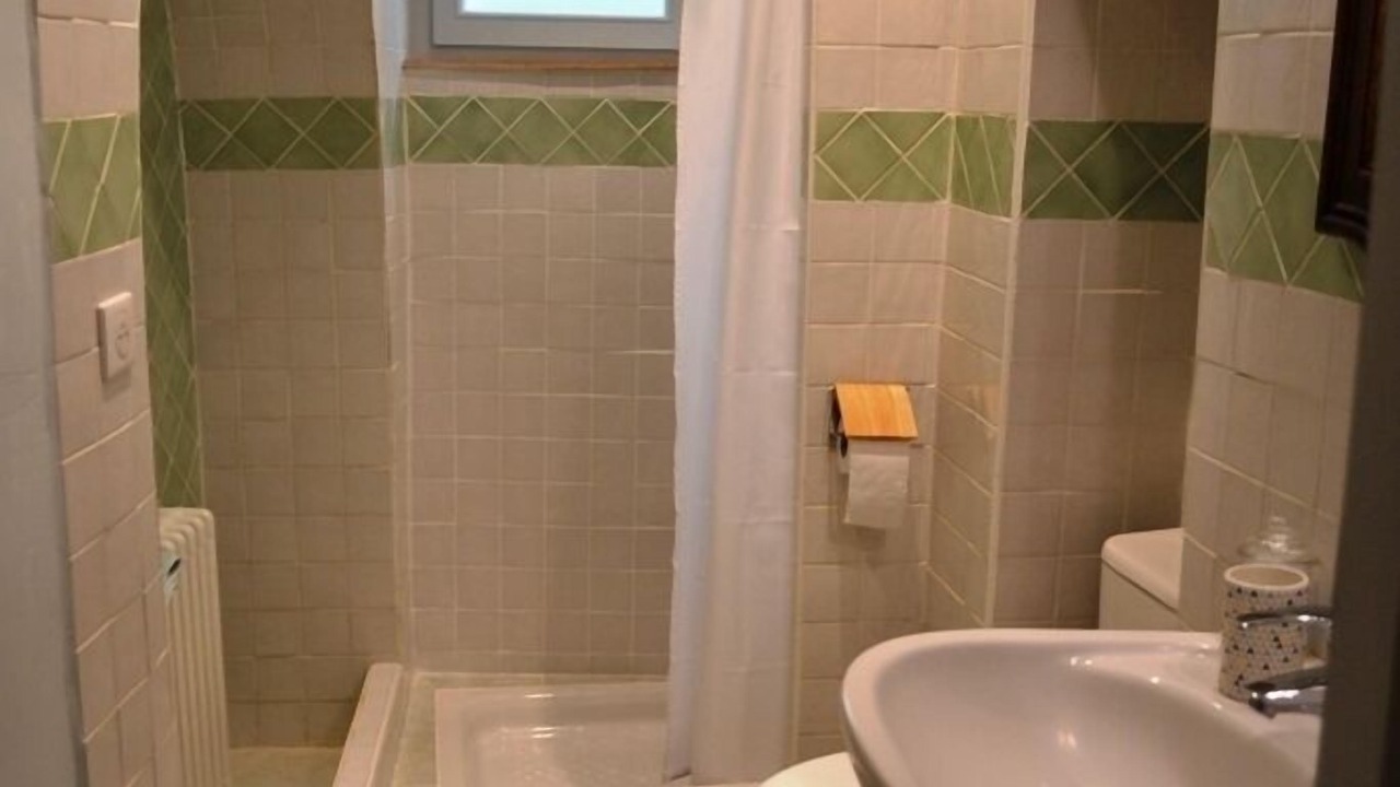 Photo of Bathroom in Clermont-Dessous