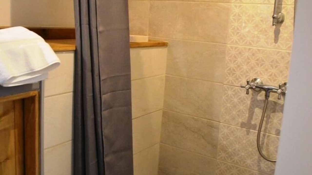 Photo of Bathroom in Clermont-Dessous