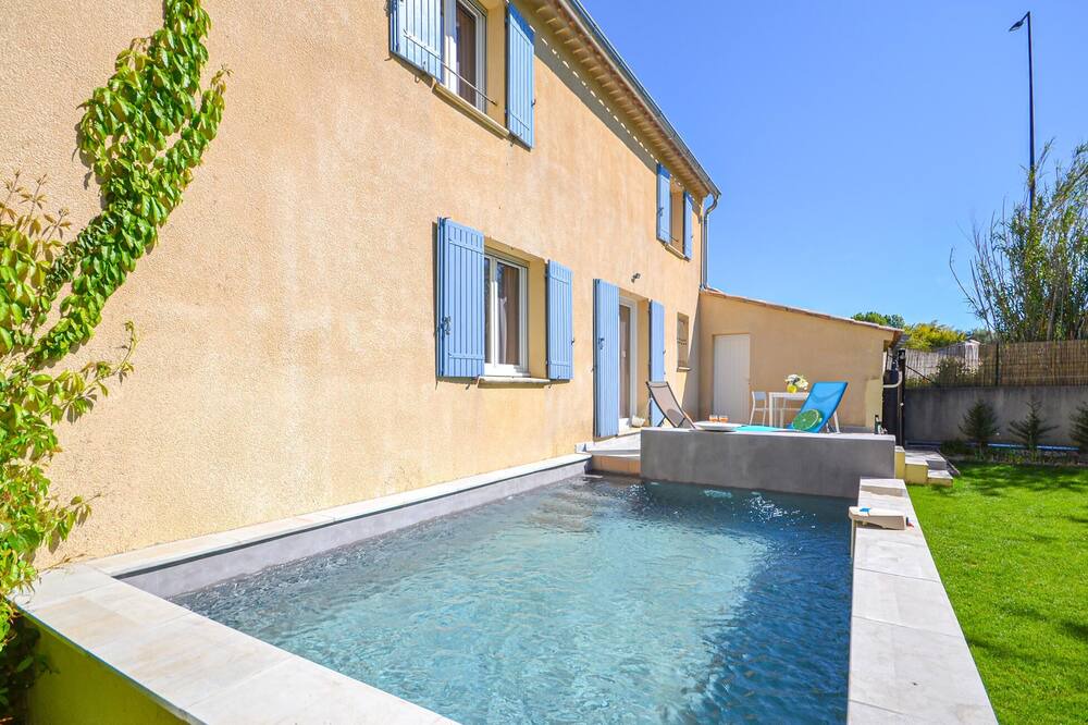 Photo of Outdoor in Loriol-du-Comtat