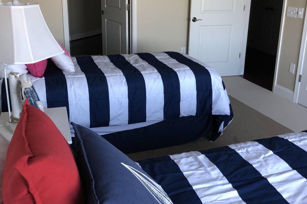 Photo of Bedroom in Westlake Corner