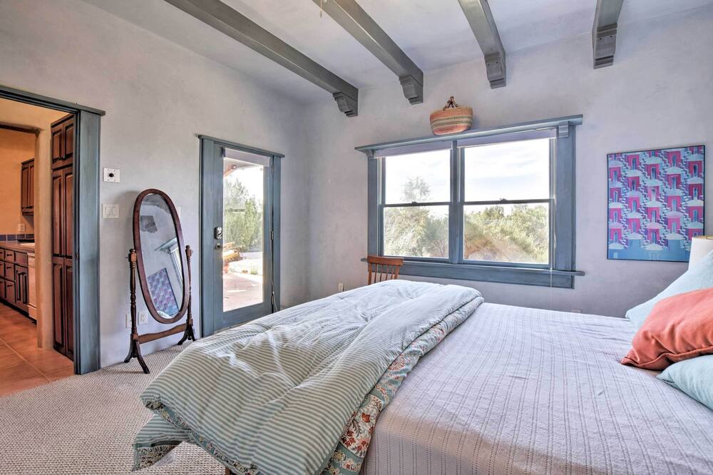 Photo of Bedroom in West Alameda